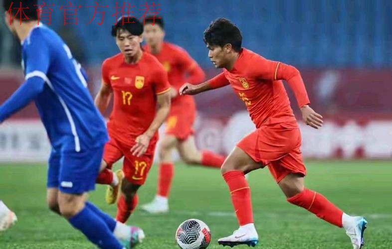 中国U22男足肇庆备战 力争U23亚洲杯实现突破 中国U22男足肇庆备战 力争U23亚洲杯实现突破